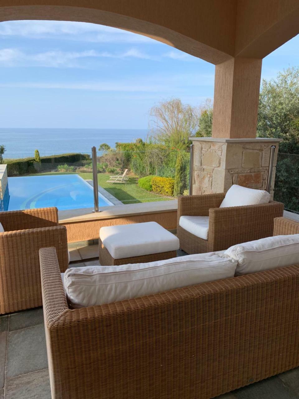 Beach Villa Olivia Нео-Коріо Екстер'єр фото